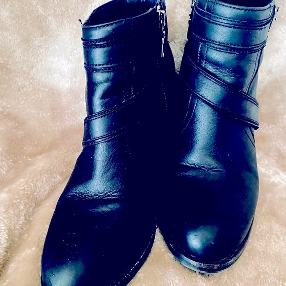 Ariat Ladies Ready To Go Equestrian Black Carbon Full Grain Leather Ankle Boots - Picture 11 of 11